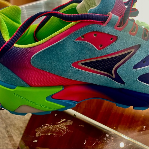 Louis Vuitton Tactic Runner size 11 US - Picture 5 of 13